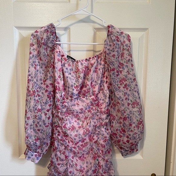Women’s LS Mini Ruched Floral Dress - Picture 8 of 8